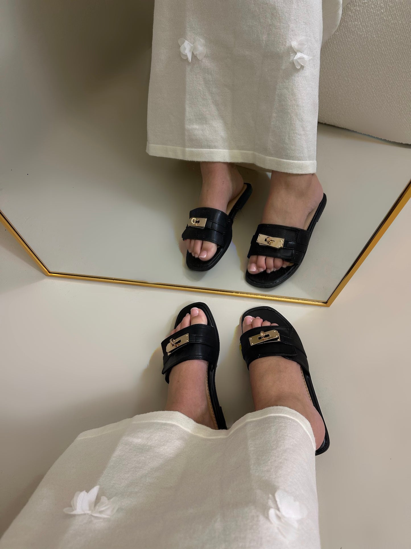 Serra slipper zwart