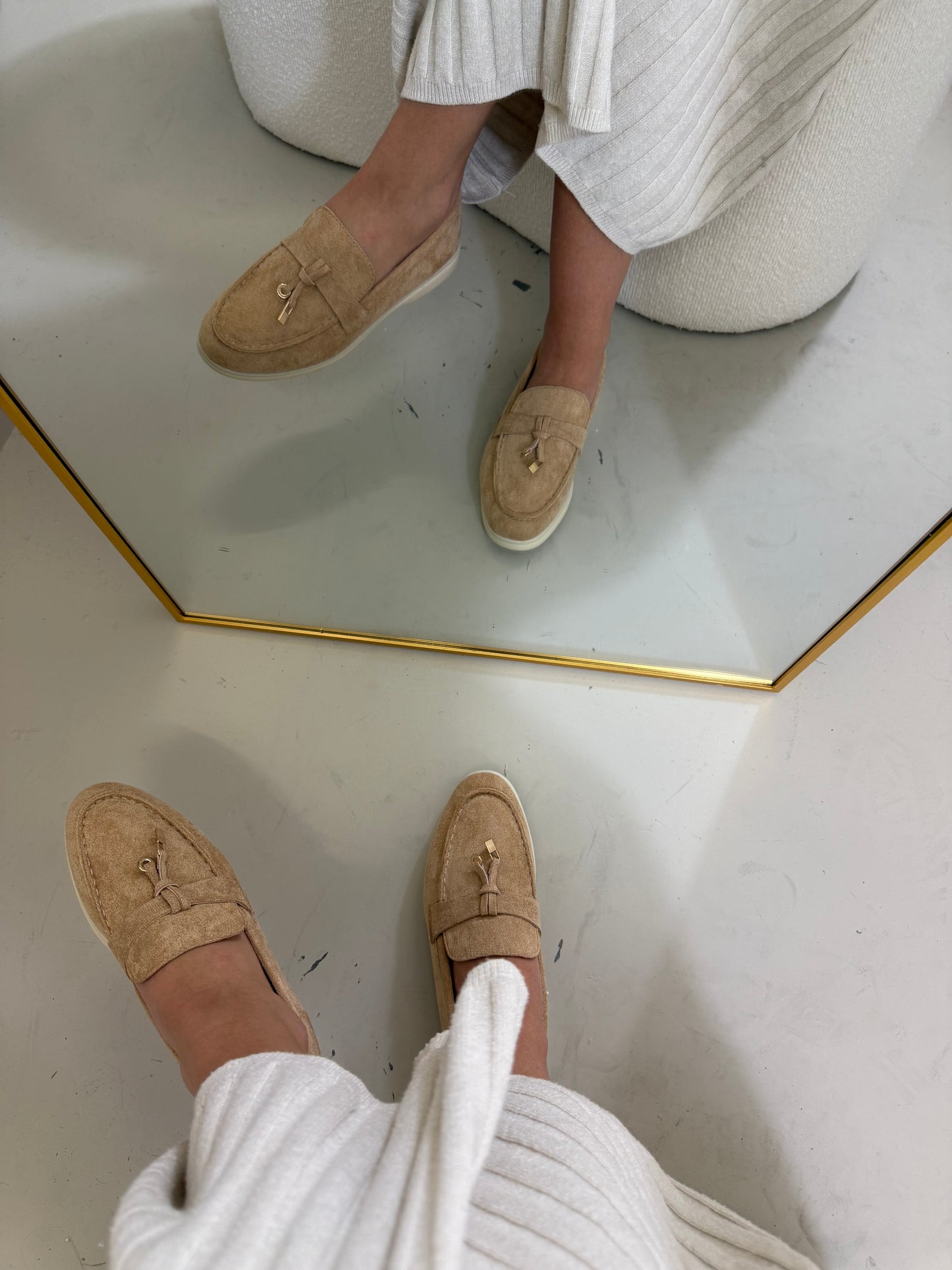 Lola loafer light camel
