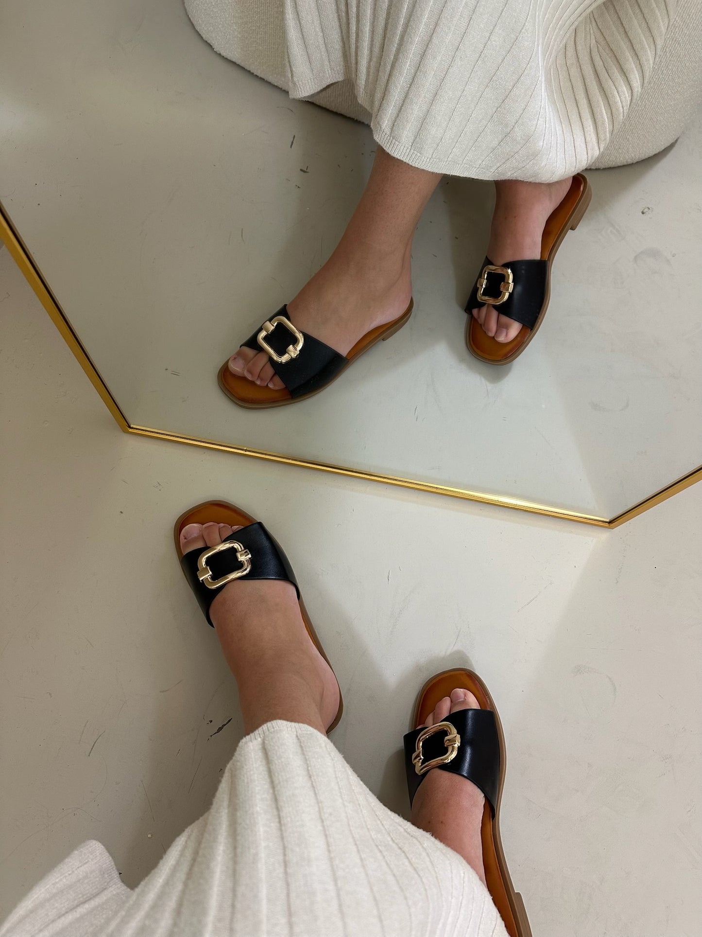 Sali slipper zwart
