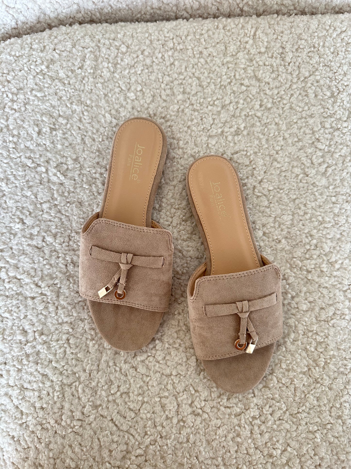 Lori slipper taupe - Coilé Fashion