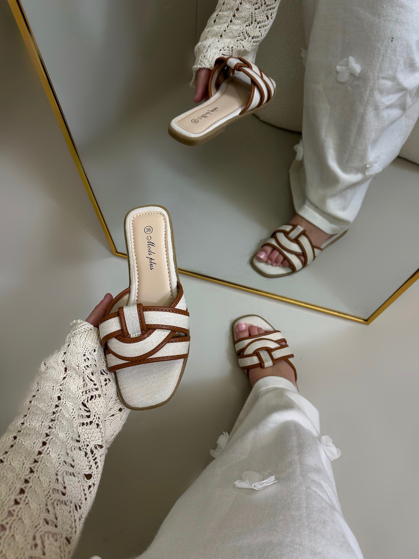 Tess slipper