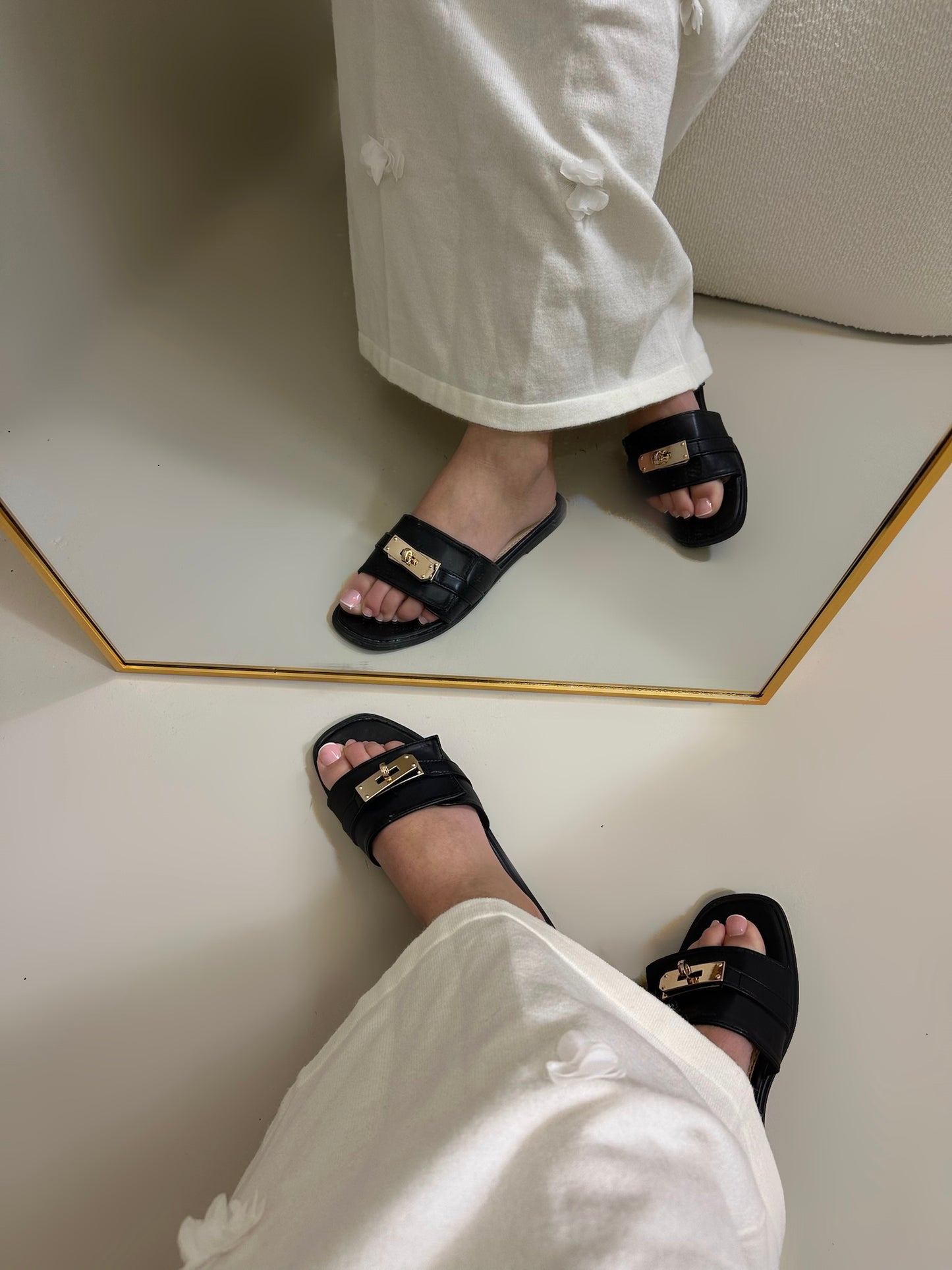 Serra slipper zwart