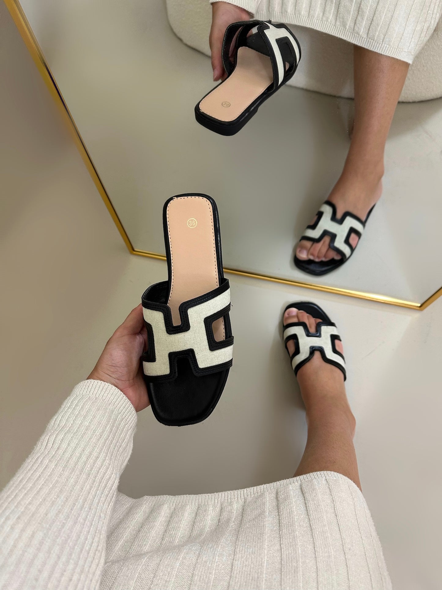 Vera slipper zwart