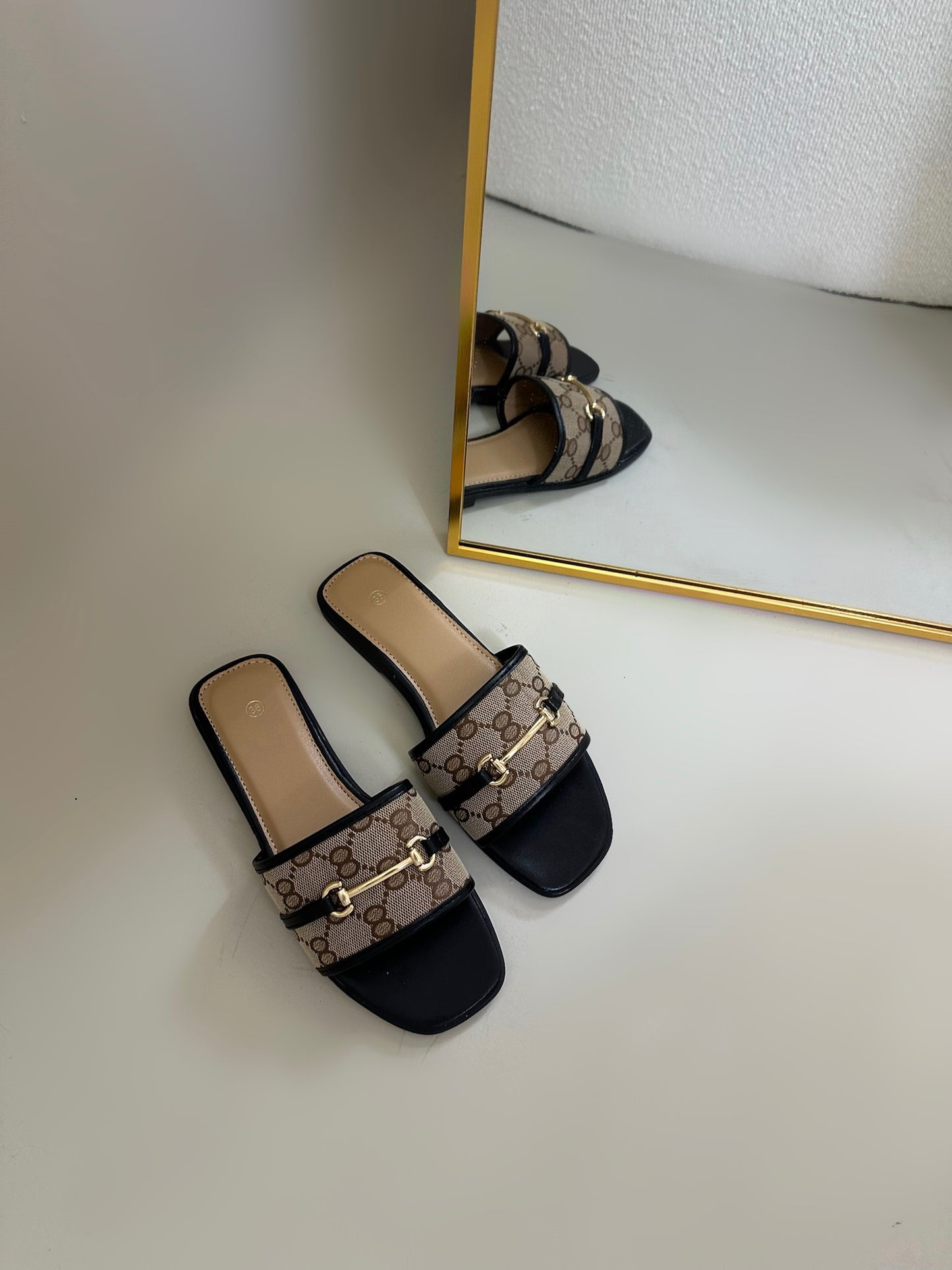 Bibi slipper zwart