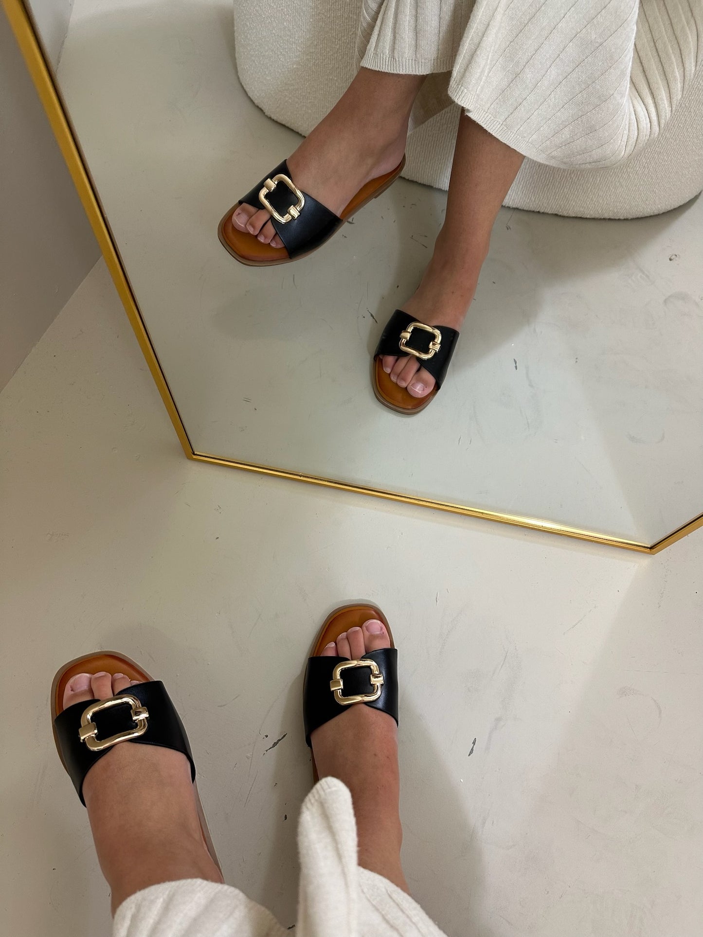 Sali slipper zwart