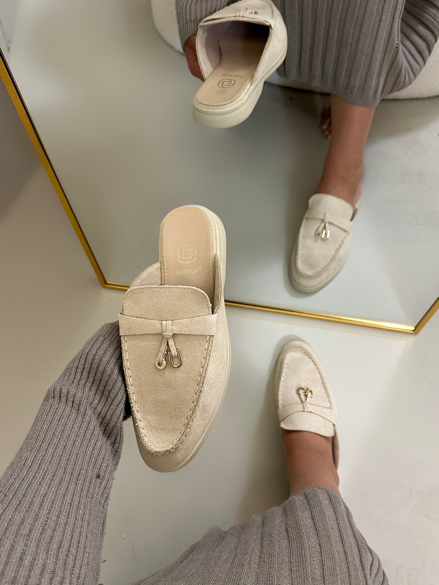 Sia loafer beige