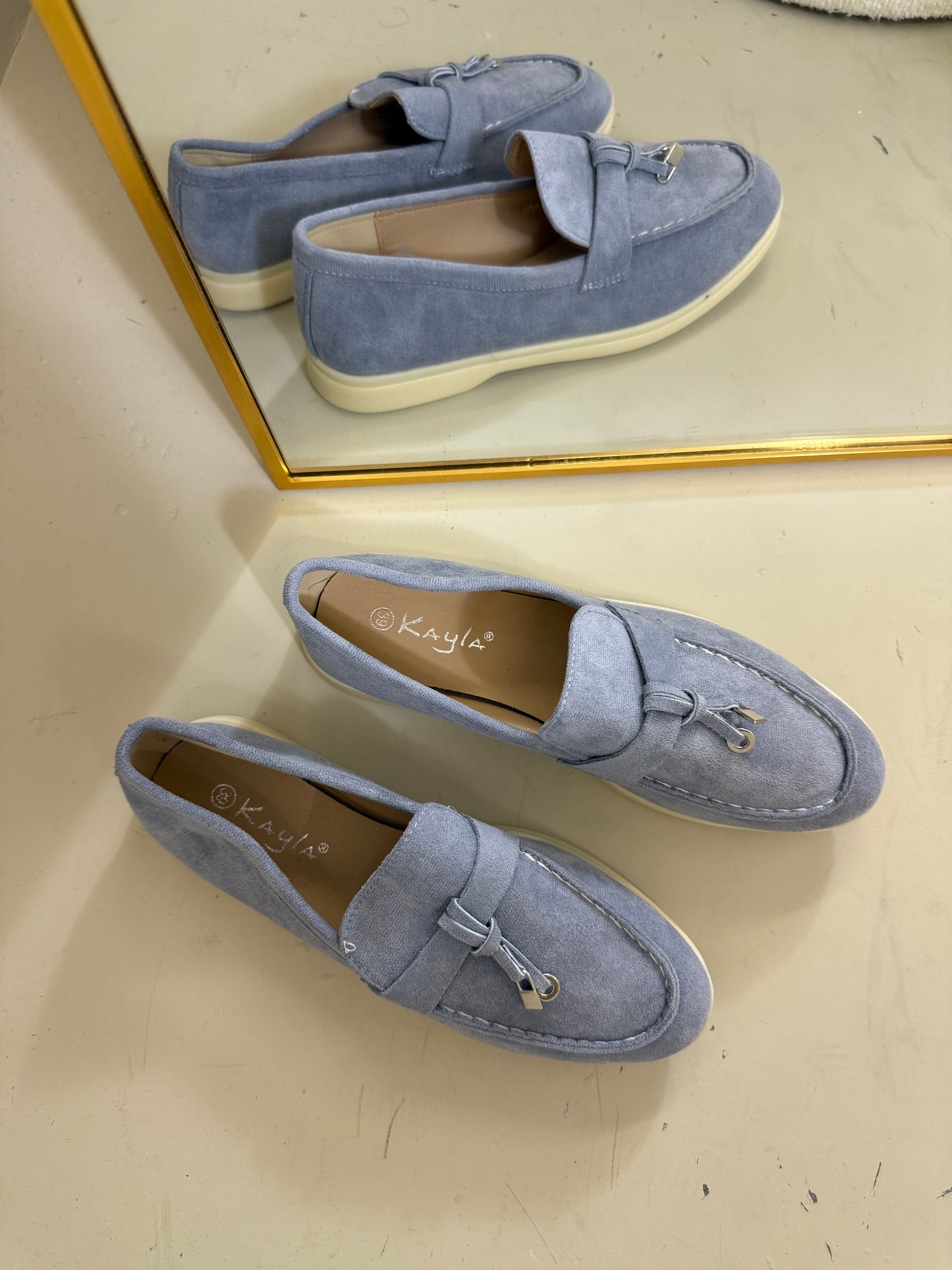 Lola loafer light blue