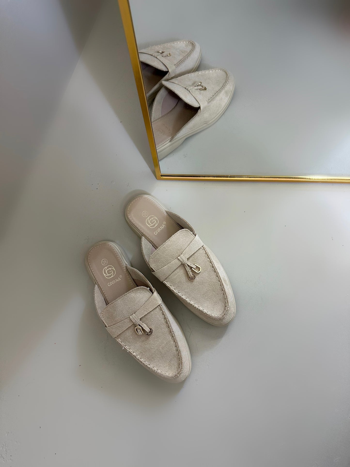 Sia loafer beige