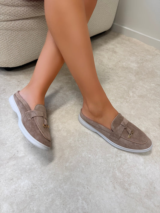 Betty loafer khaki