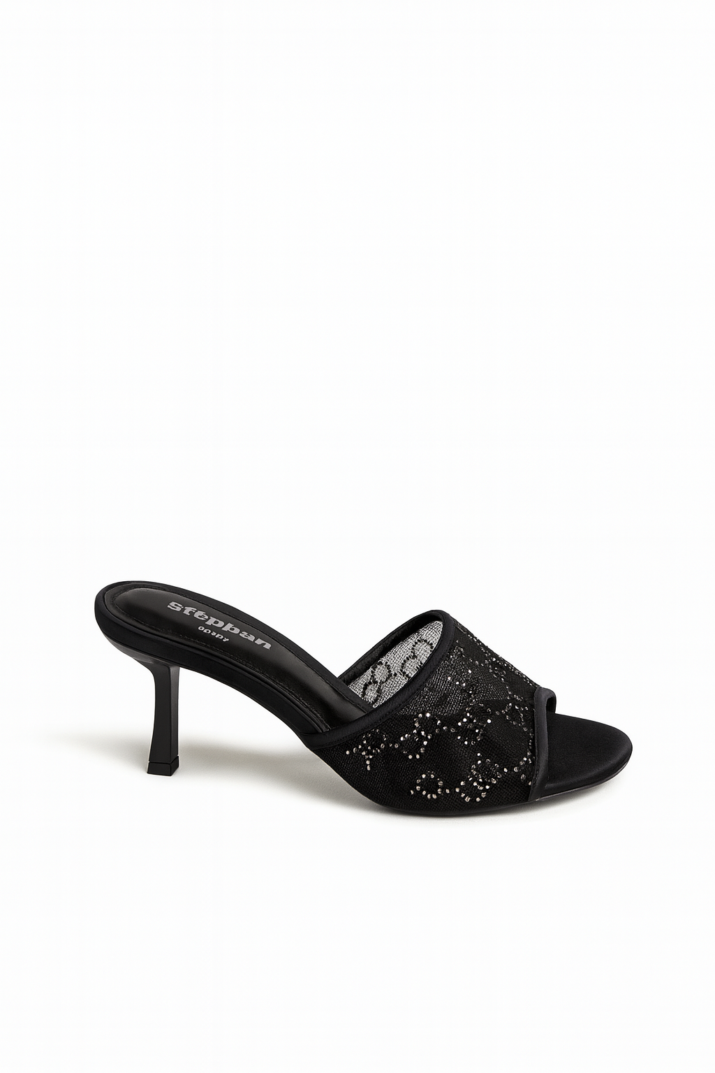 Yasmin heels black