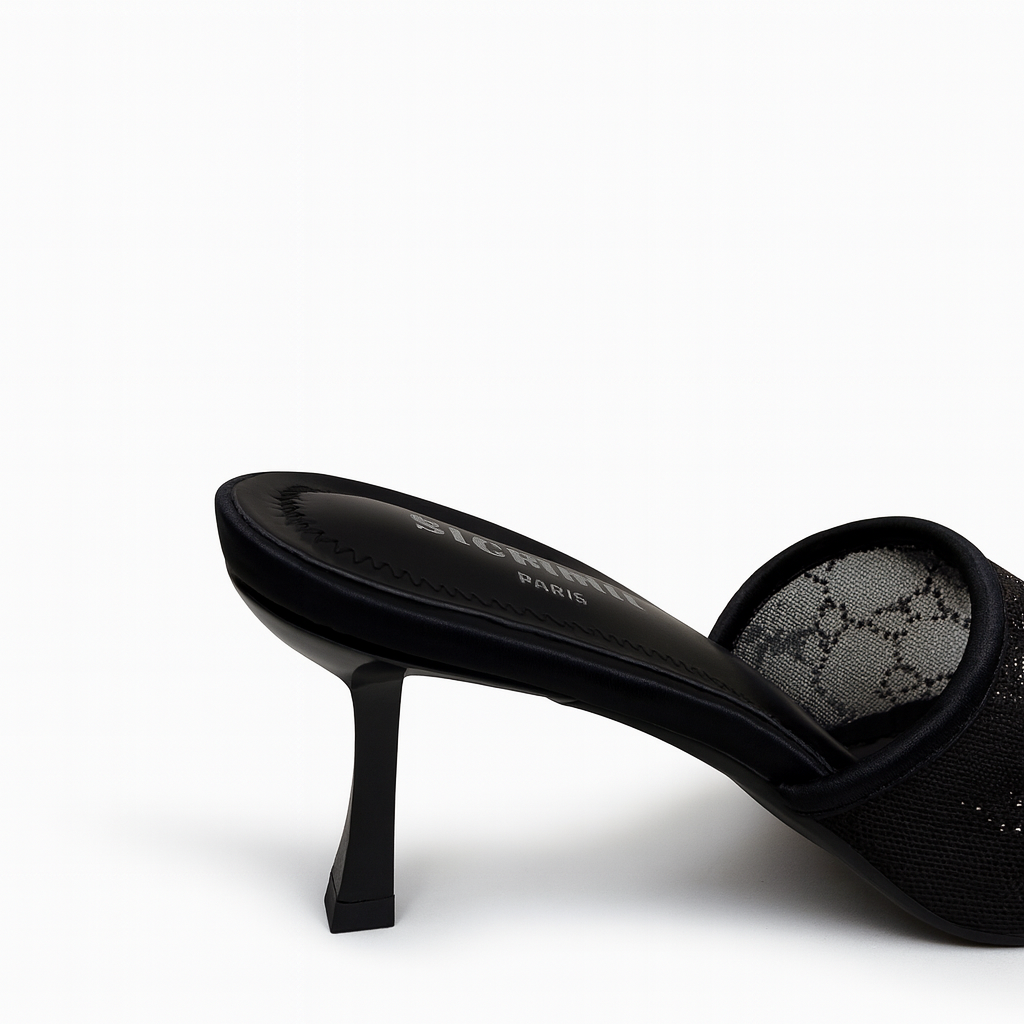 Yasmin heels black