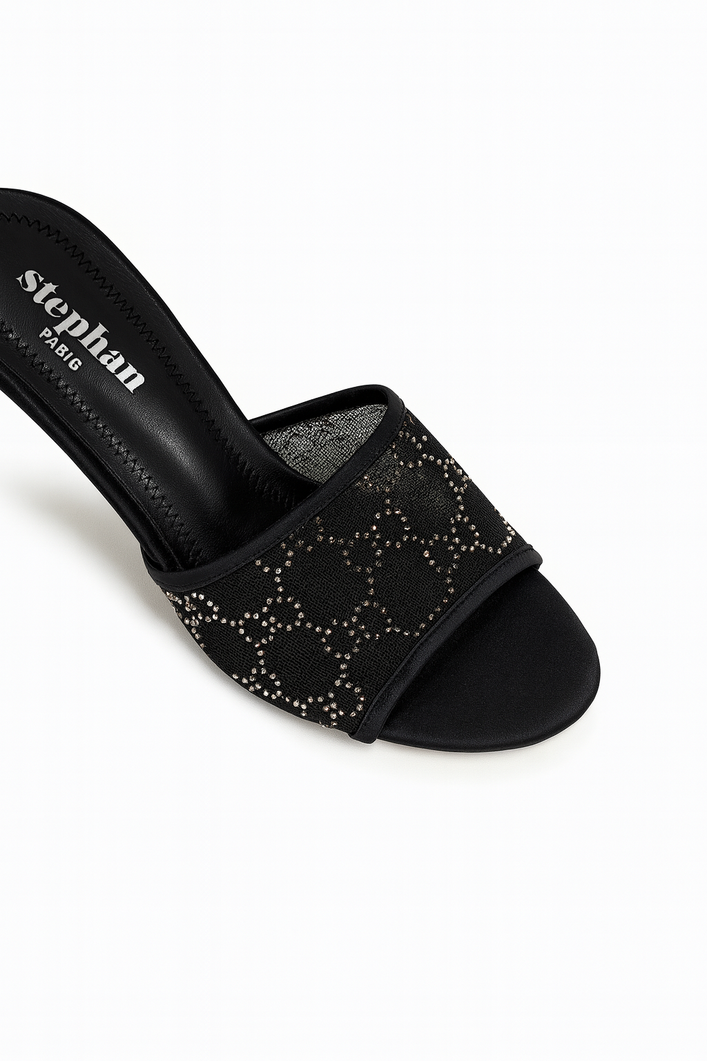 Yasmin heels black